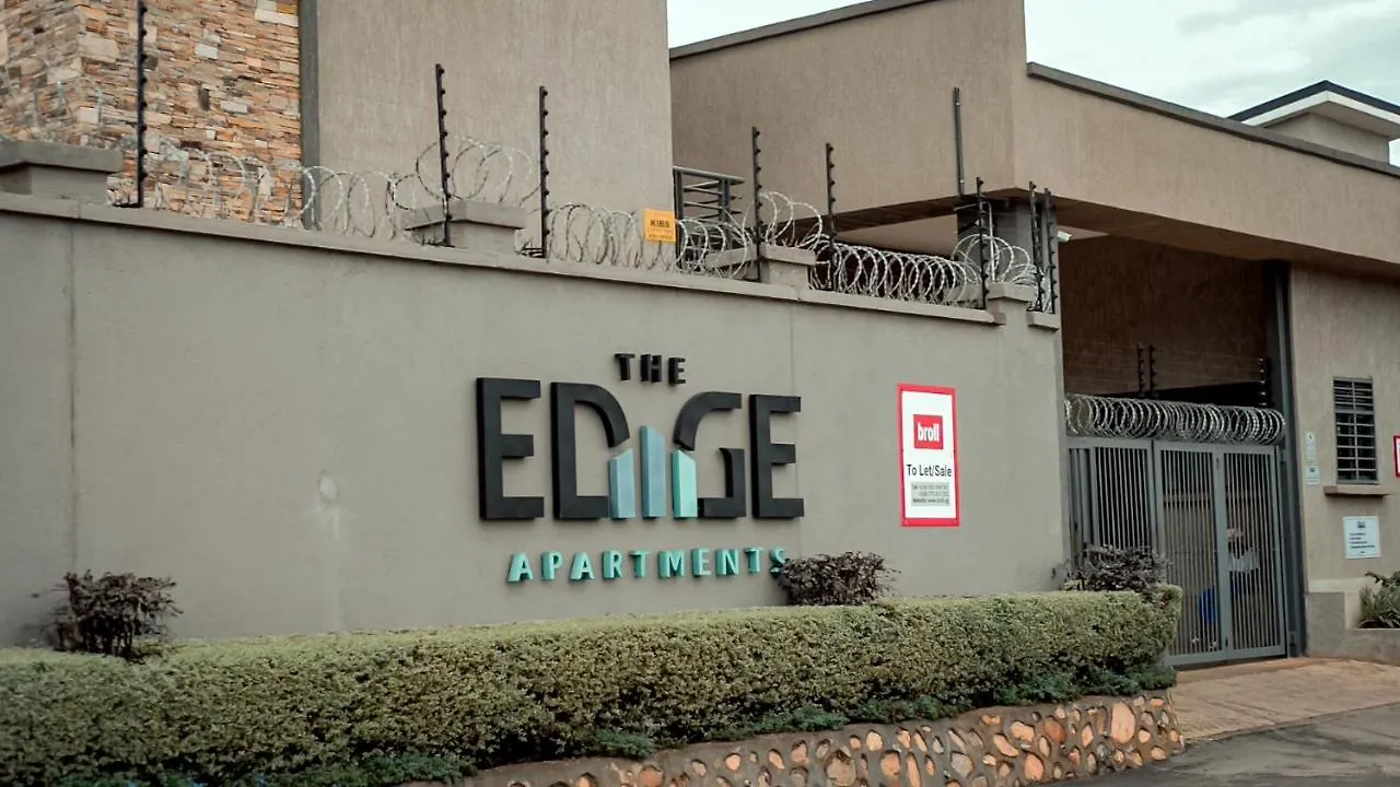 The Edge Apartments カンパラ
